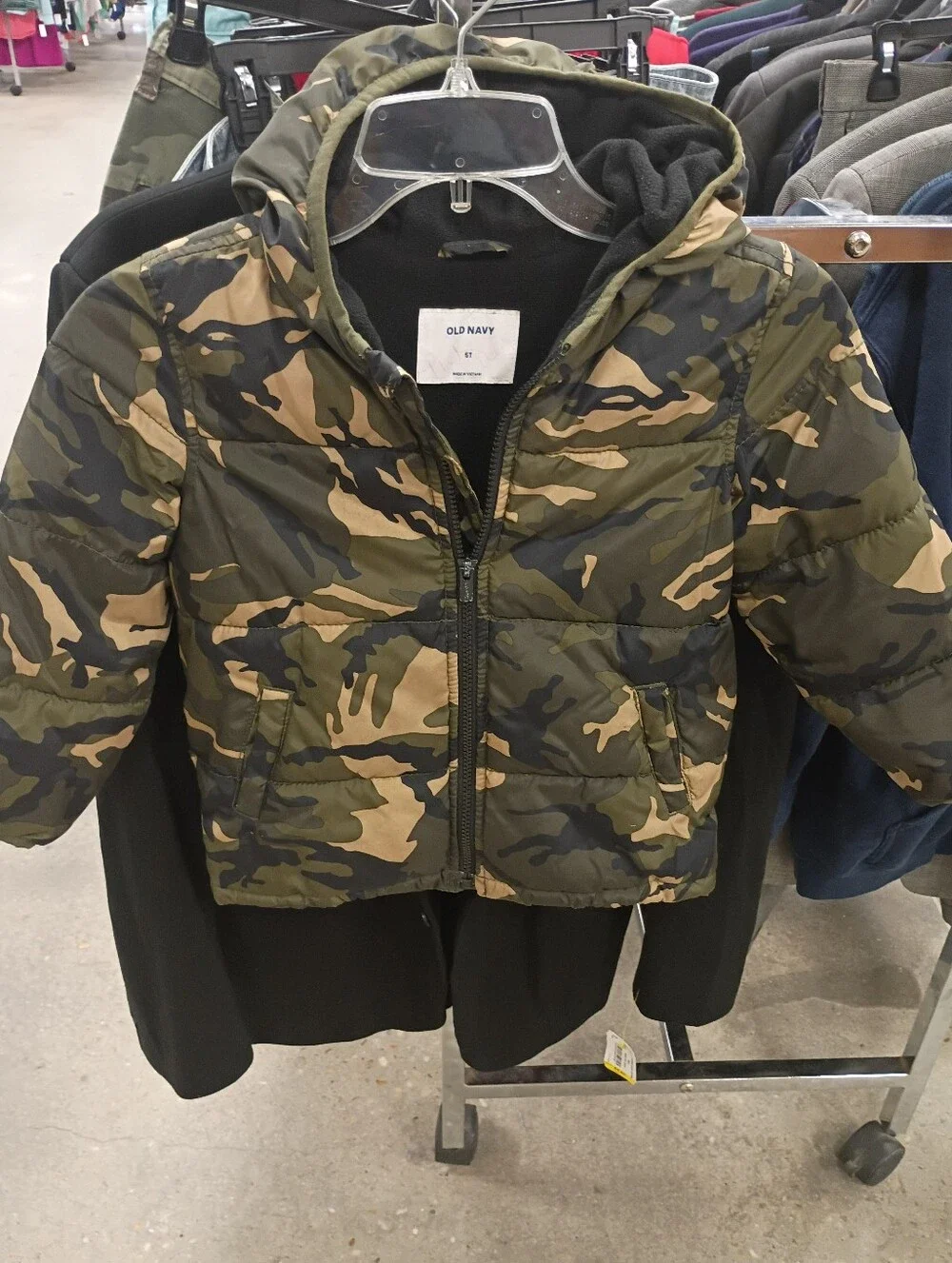 Old Navy Kids' Camo Puffer Jacket - Green